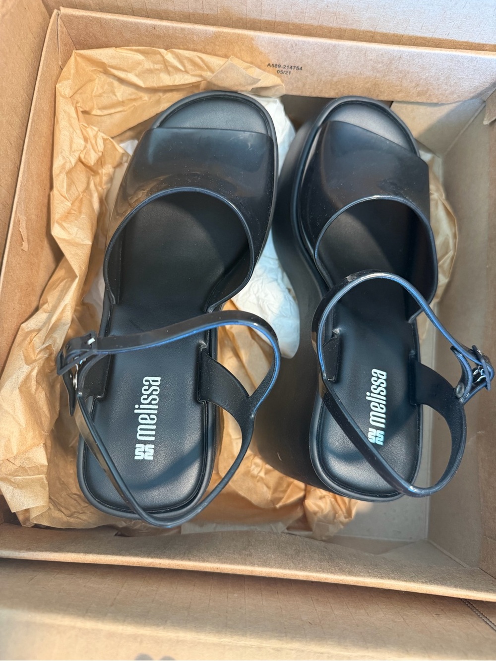 Melissa Black Gloss Platform Slingback Sandals New in Box Size 7 - Picture 6 of 6